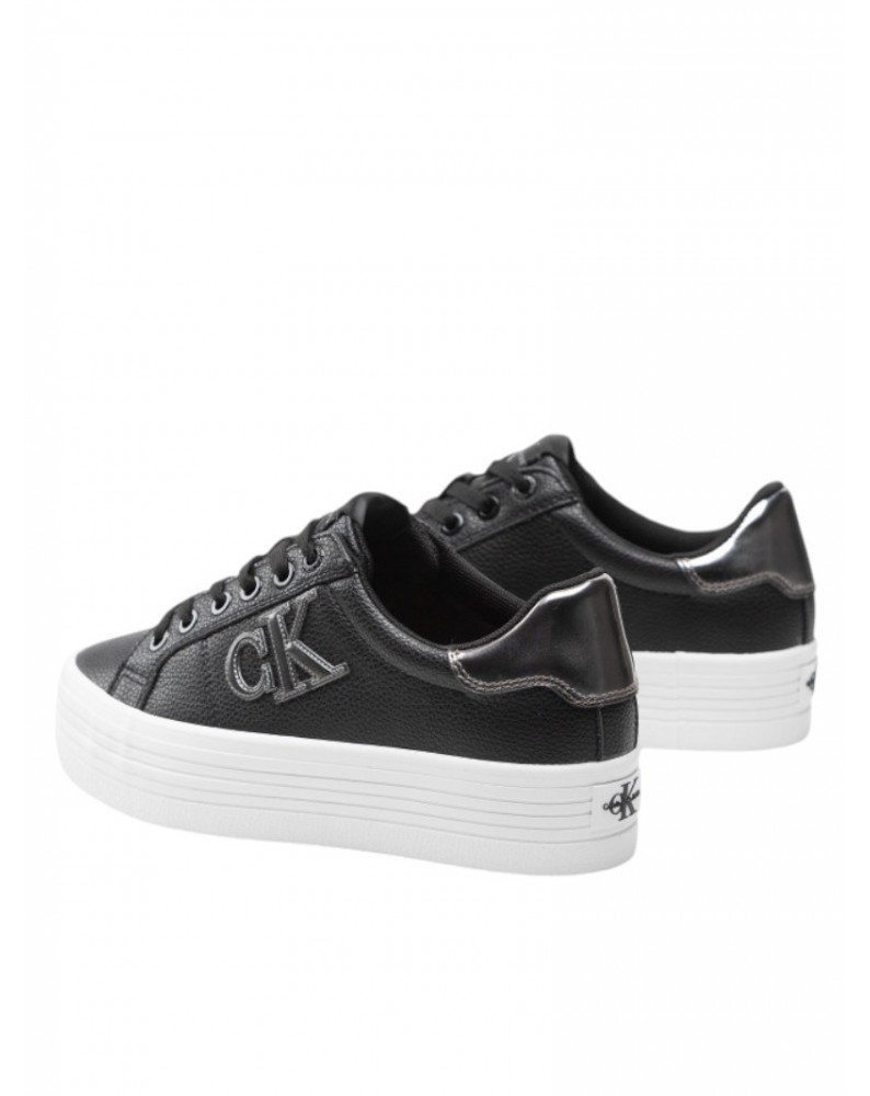 Calvin Klein sneakers in pelle nera con plateau