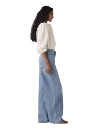Jeans Levi’s XL Straight Lightweight Denim - Wellington Jeans