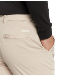 Chino Calvin Klein Uomo Slim Sateen Stretch | Wellington Jeans