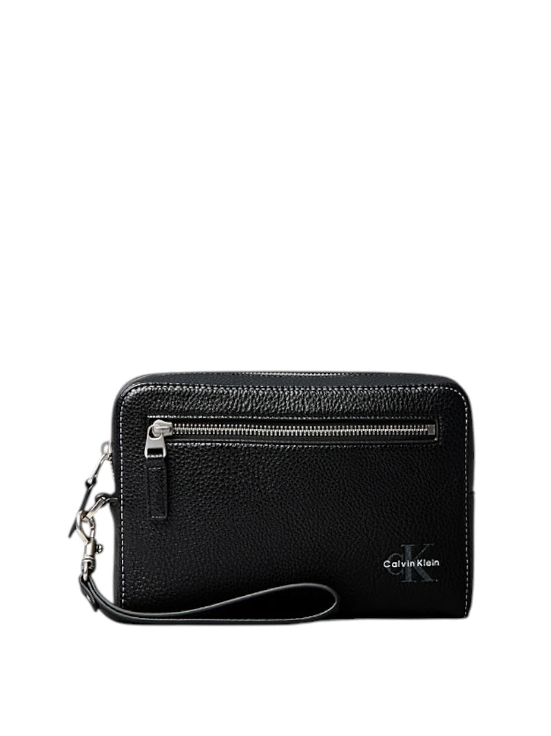 Pochette da Polso Calvin Klein con Logo Signature in Ecopelle Martellata