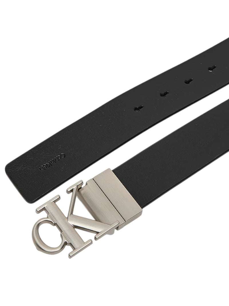 Cintura Calvin Klein Buckle Tumbled Reversibile | Wellington Jeans