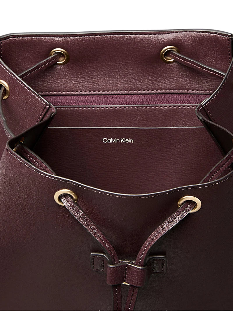 Zaino Calvin Klein Donna Foil Logo Flap Backpack | Wellington Jeans